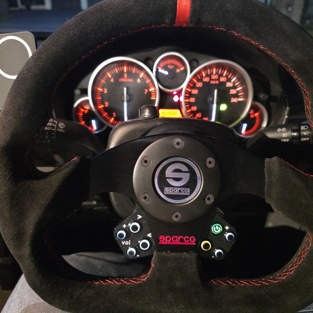Panel przycisków sportowej kierownicy MX-5 mk3 NC / RX-8 tempomat + audio